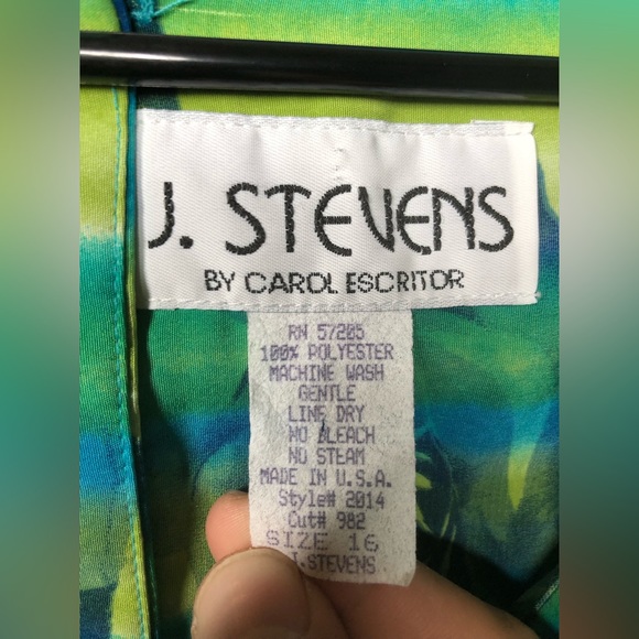 Vintage J. Stevens Blue/Yellow Sleeveless Maxi Dress w/ Blue Floral Pattern - Picture 6 of 6